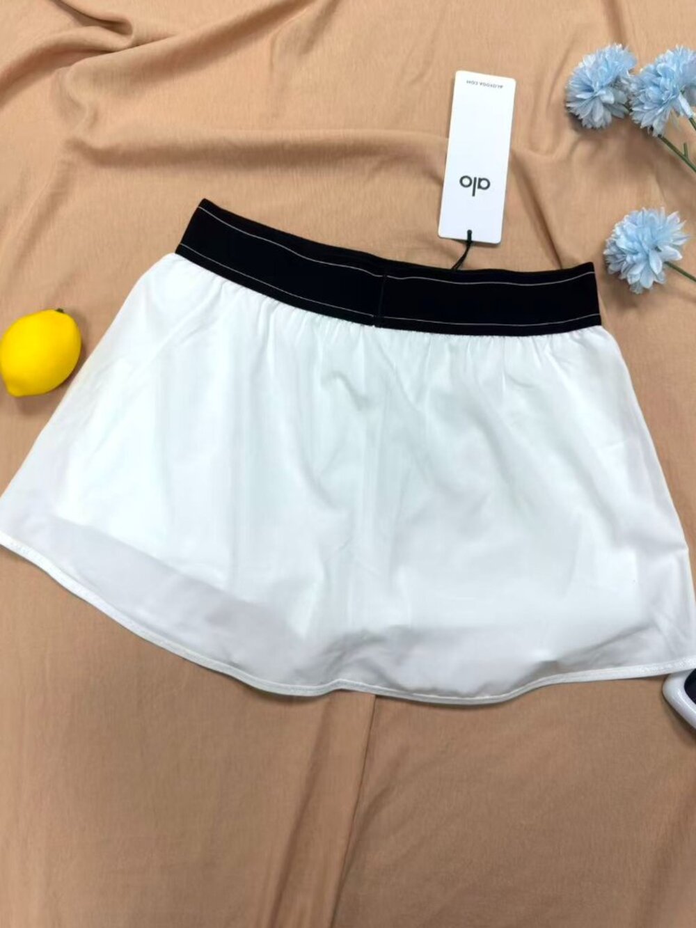 🍱Alo Yoga Match Point Tennis Skirt White,Summer Look - Picture 6 of 7